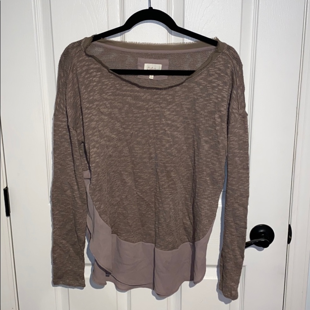 Long sleeve shirt